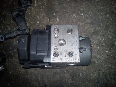 000004505_блок abs_NISSAN_AVENIR_PNW11_SR20DET_1.jpg