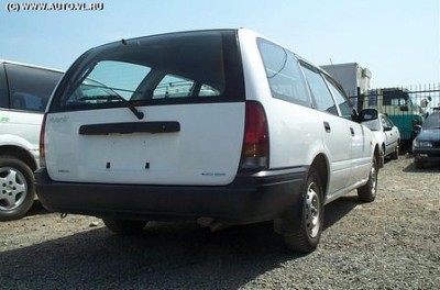 nissan_avenir_5196.jpg