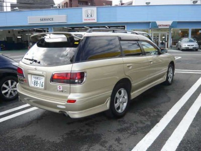 nissan_avenir_w11_1998_2.jpg