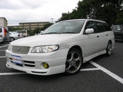 nissan_avenir_w11_1999_1.jpg