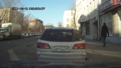 FILE1819.MOV_snapshot_00.59_[2011.04.01_09.41.42].jpg